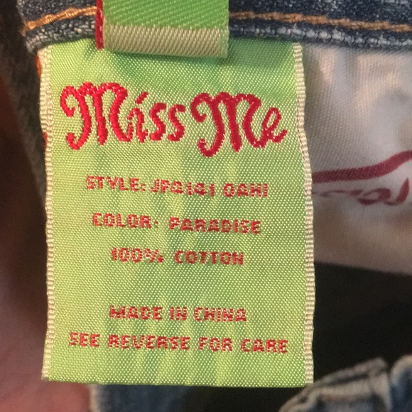 Miss Me amazing embroidered, patchwork, distressed jeans - Picture 6 of 11